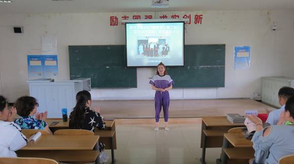 学生2.jpg
